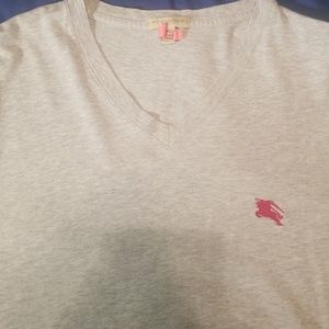 Authentic burbery brit v neck t shirt